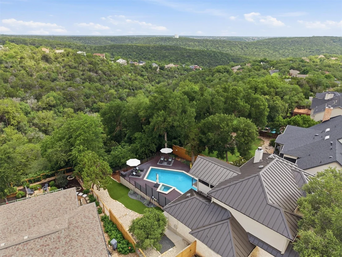Photo of 7004 Beauford DR