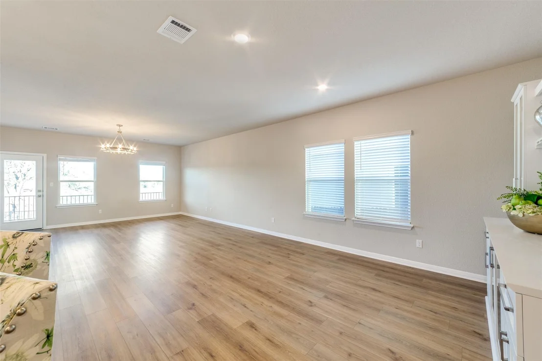 Photo of 920 View DR