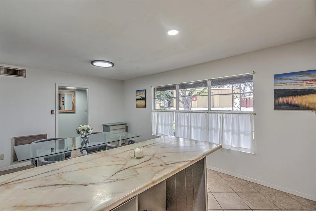 Photo of 5304 Bedford