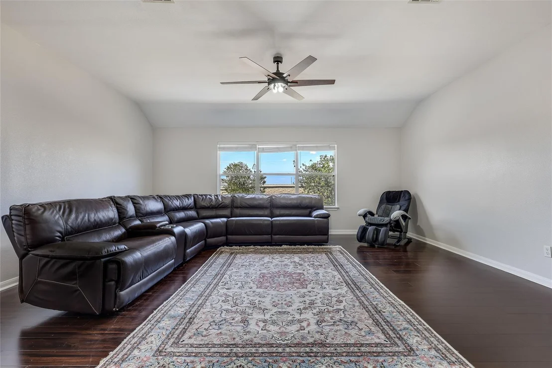 Photo of 916 Abbeyglen Castle DR