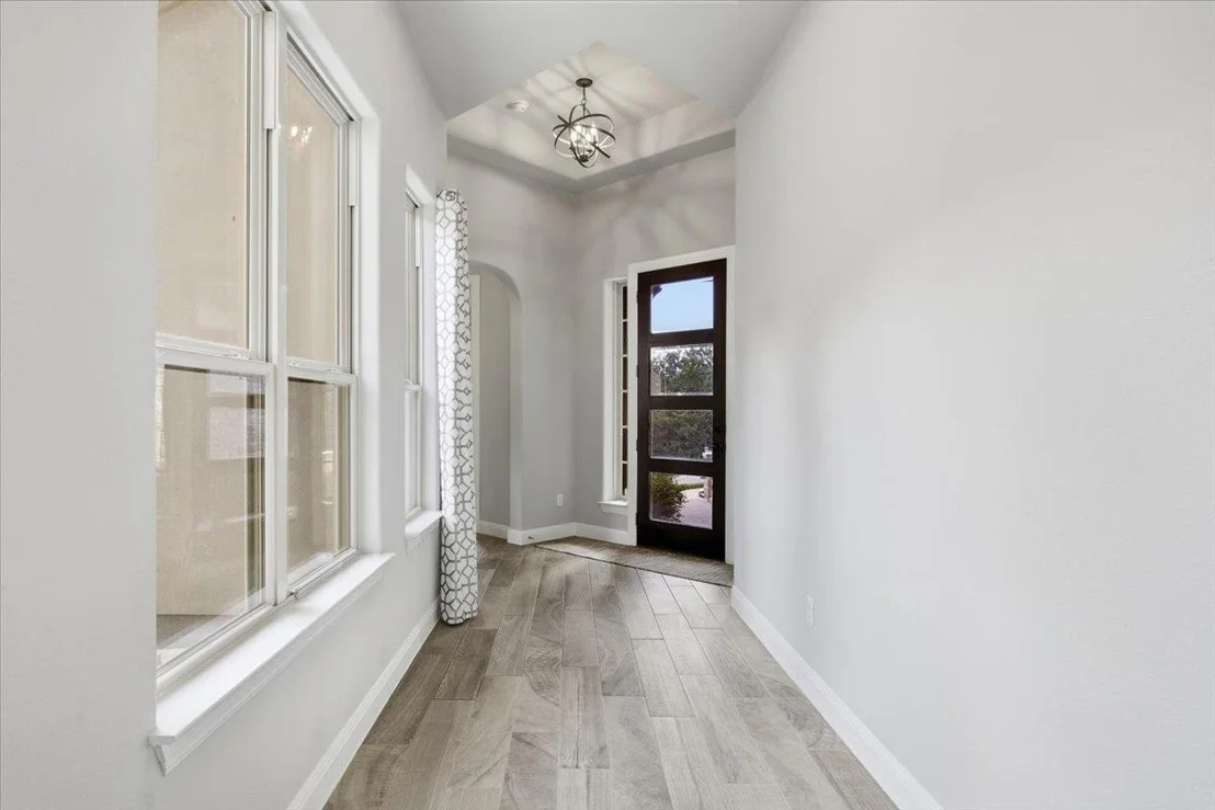 Photo of 111 Loysoya ST