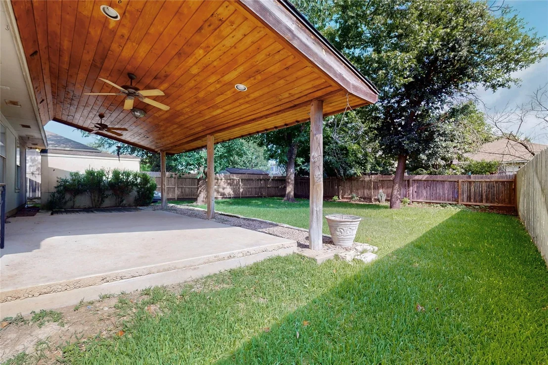 Photo of 5008 Barlow DR