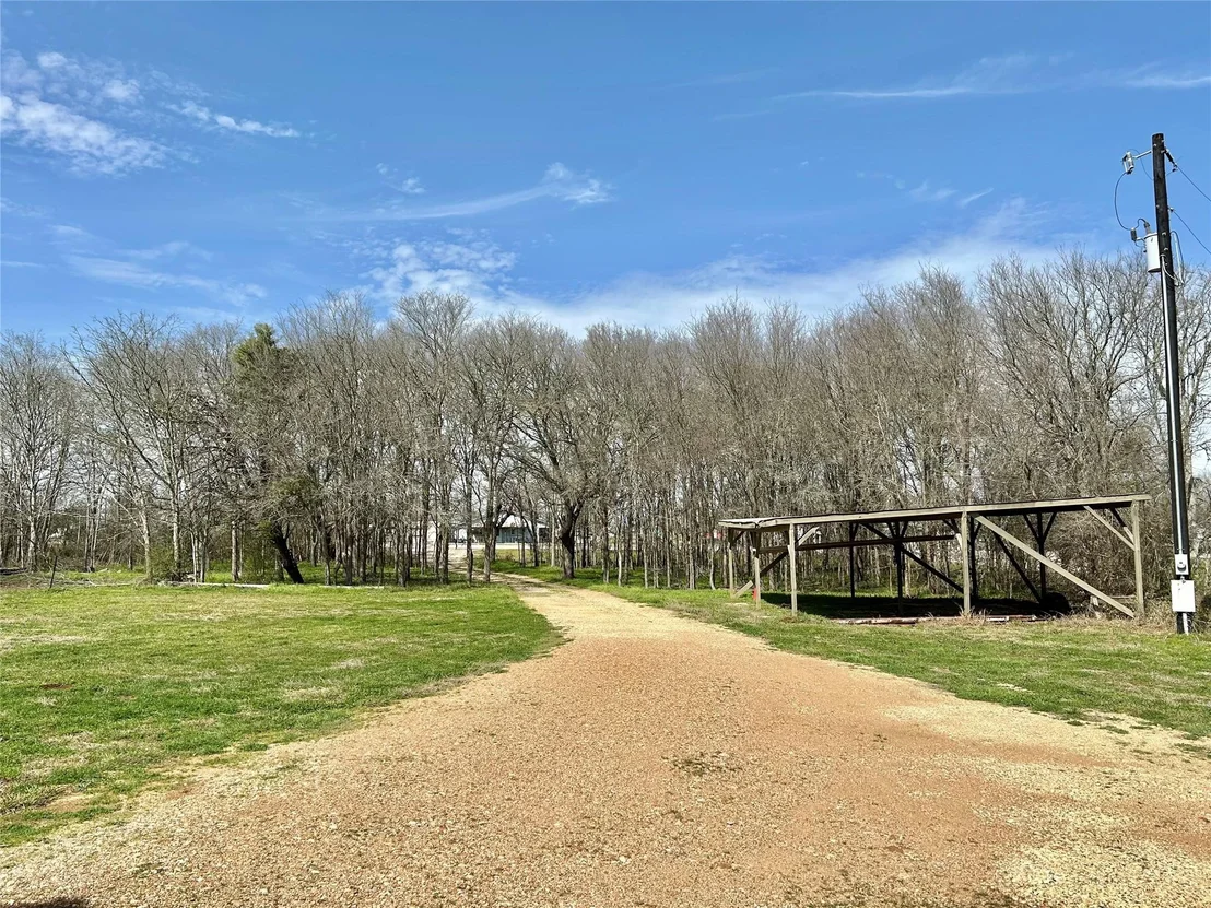 Photo of 3805 E Us-290 Highway E