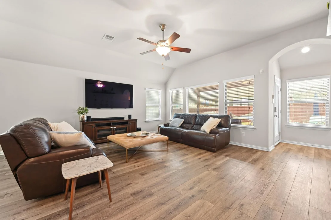 Photo of 546 Hot Springs VLY