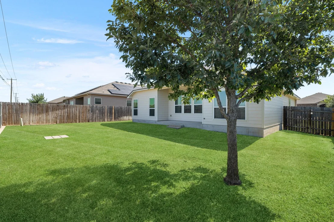 Photo of 428 Parkfield LN