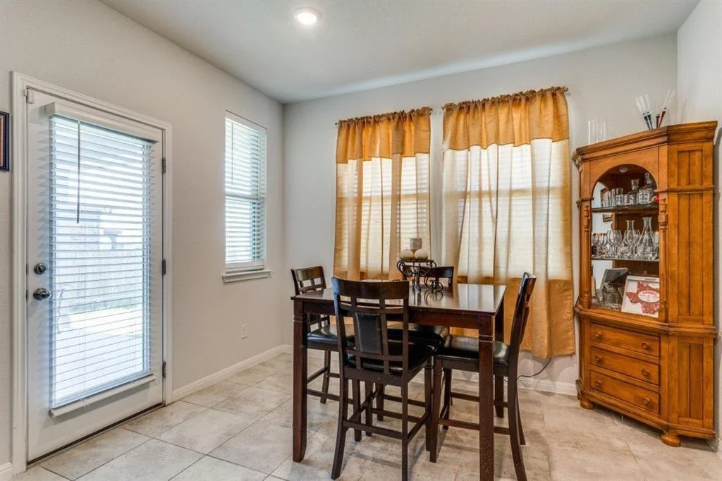 Photo of 11516 Maple Leaf WAY