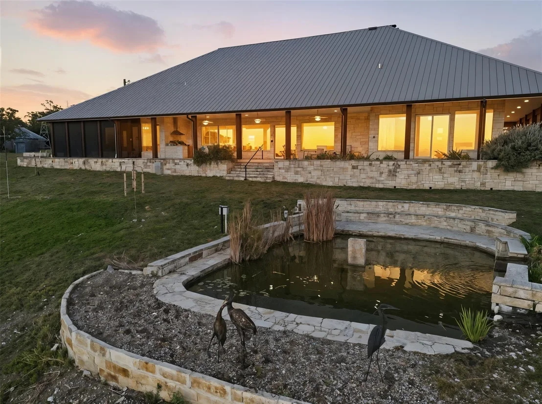 Photo of 450 Threadgill Ranch RD