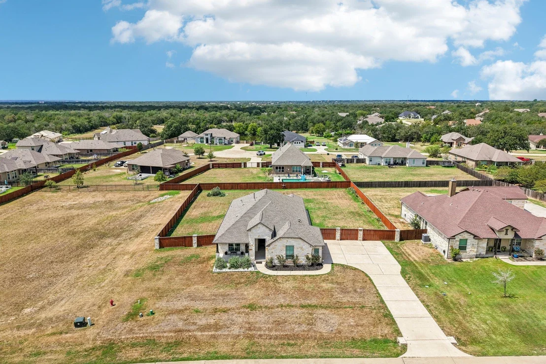 Photo of 285 Chisholm TRL