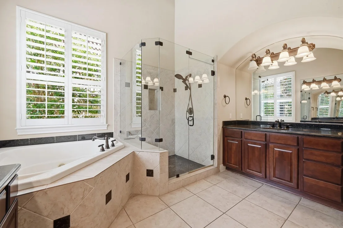 Photo of 111 WHITLEY DR
