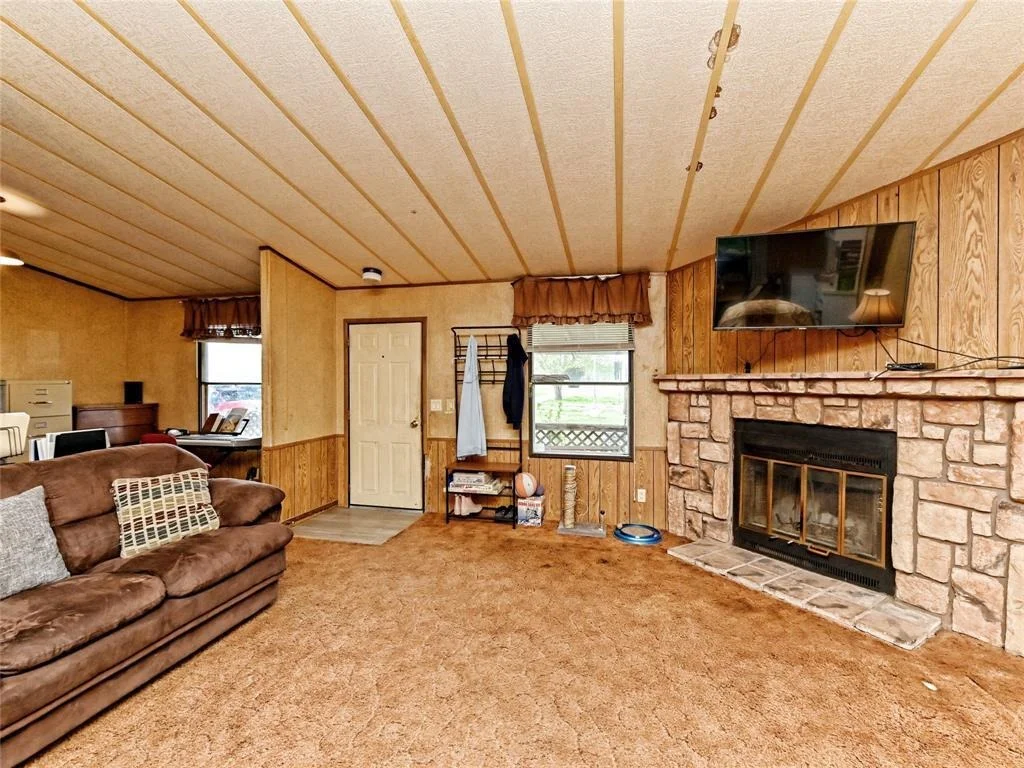 Photo of 148 River RD