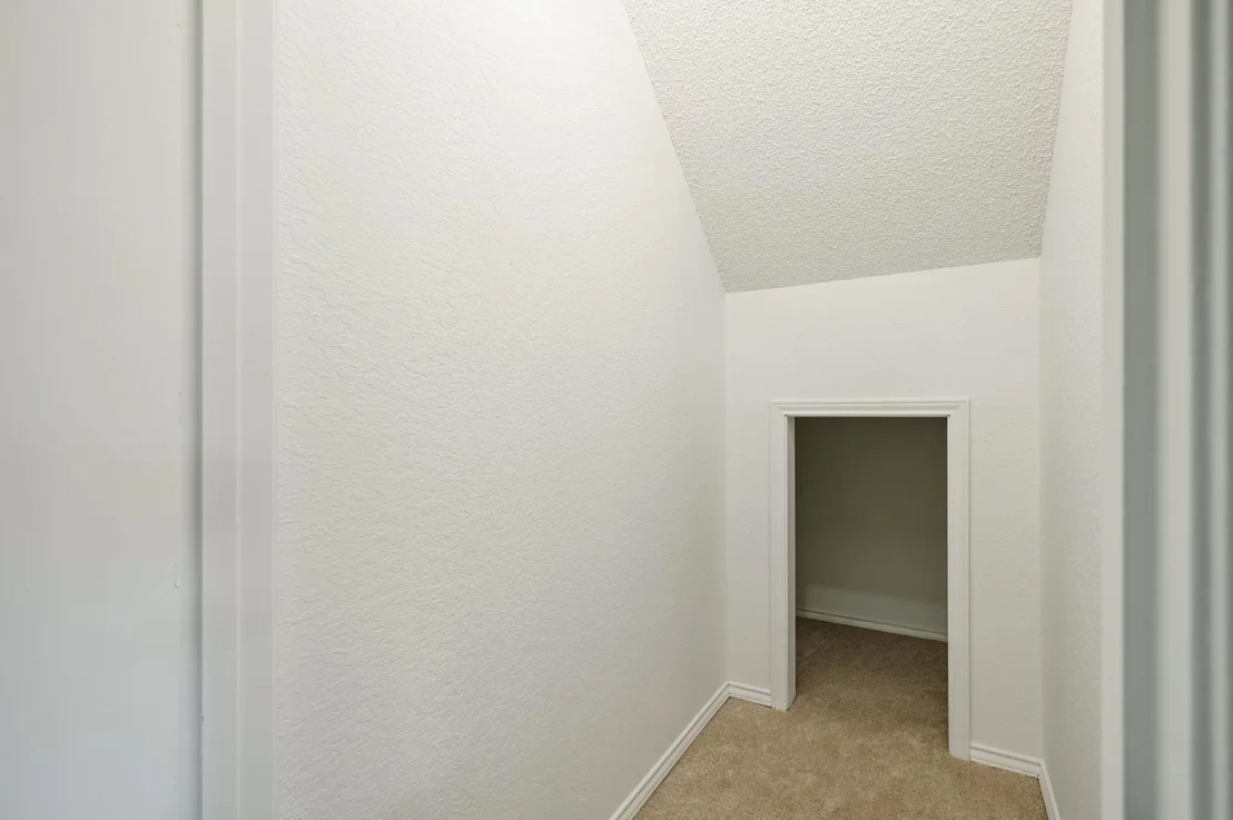 Photo of 1106 Split Oak CV