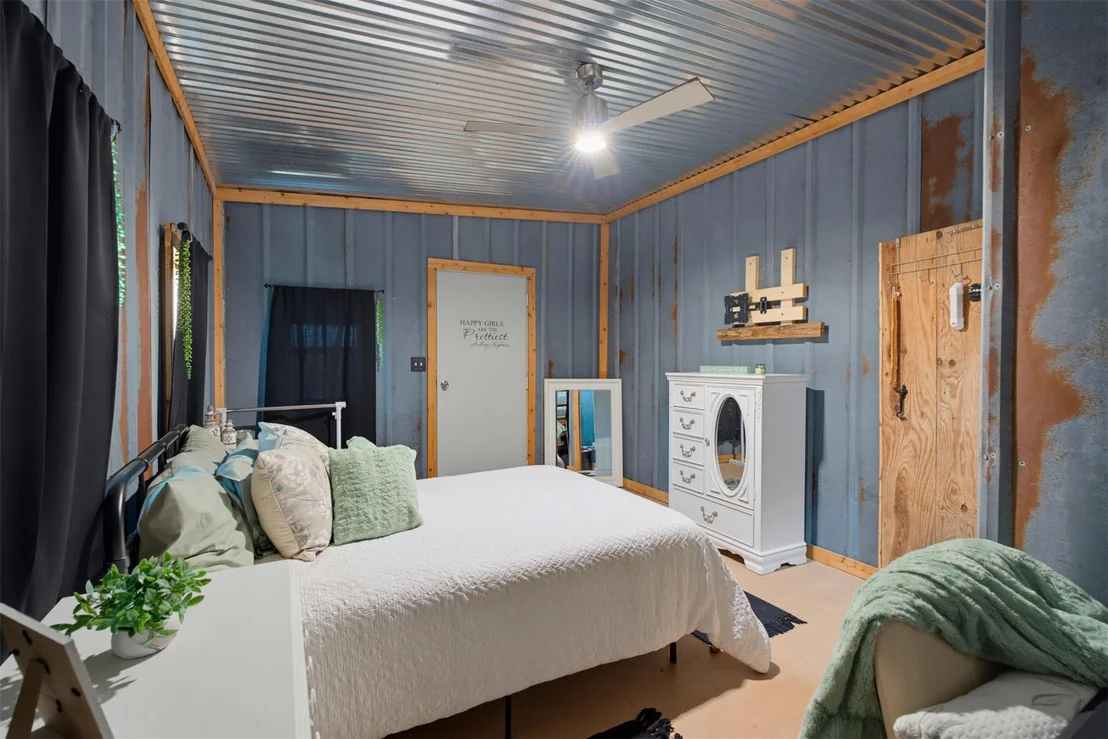 Photo of 4493 County Road 304