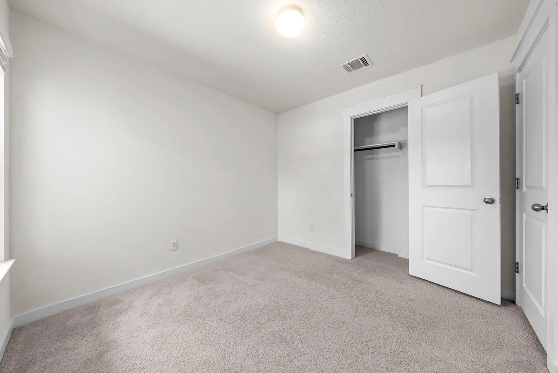 Photo of 136 Gidran TRL