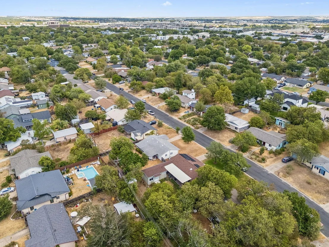 Photo of 6904 Miranda DR