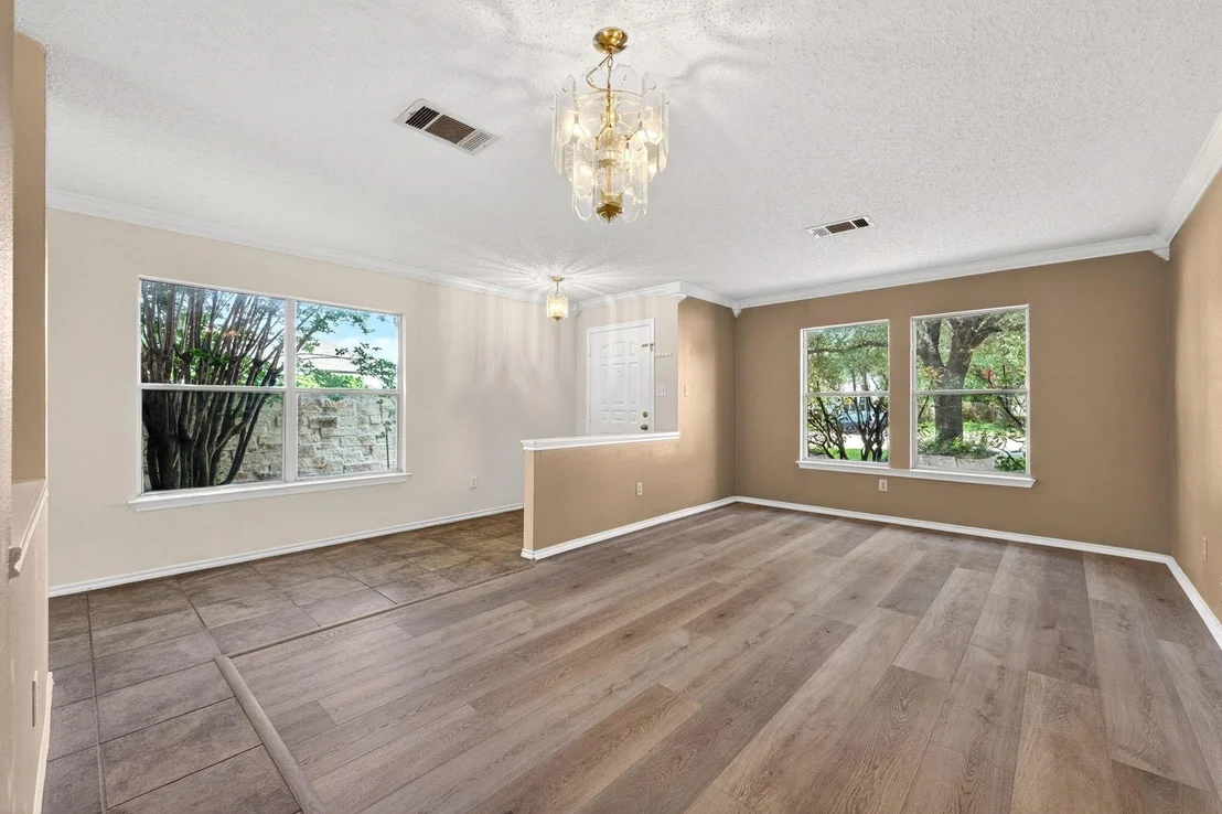 Photo of 3101 Settlement DR