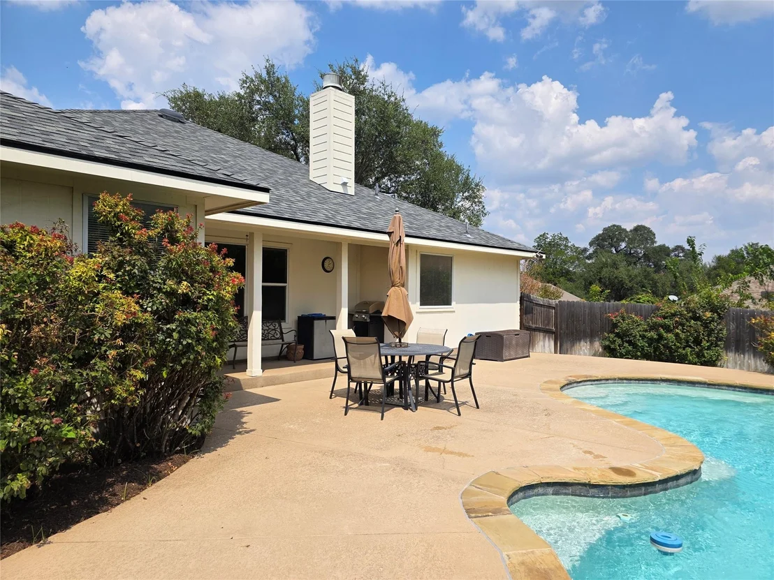 Photo of 900 Spring Hollow DR