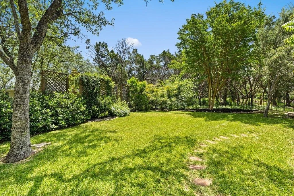 Photo of 110 Blue Jay DR