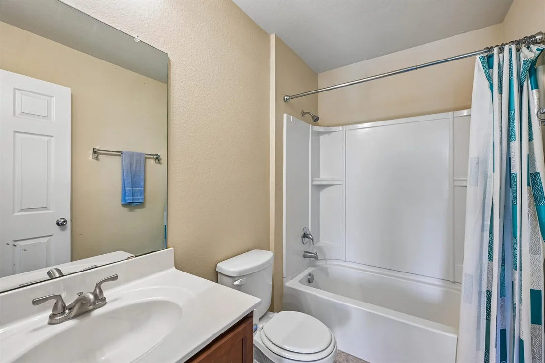 Photo of 140 Lynn Crest BND