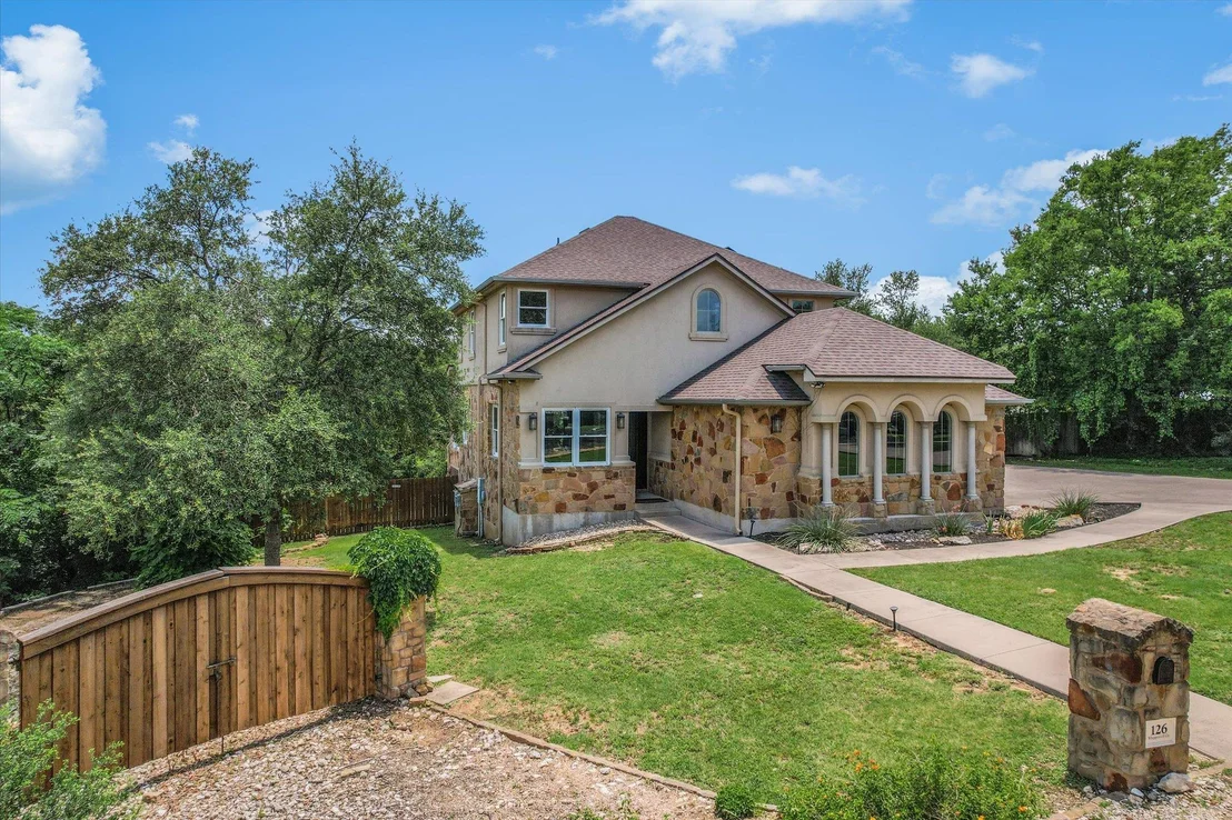 Photo of 126 Whippoorwill CIR