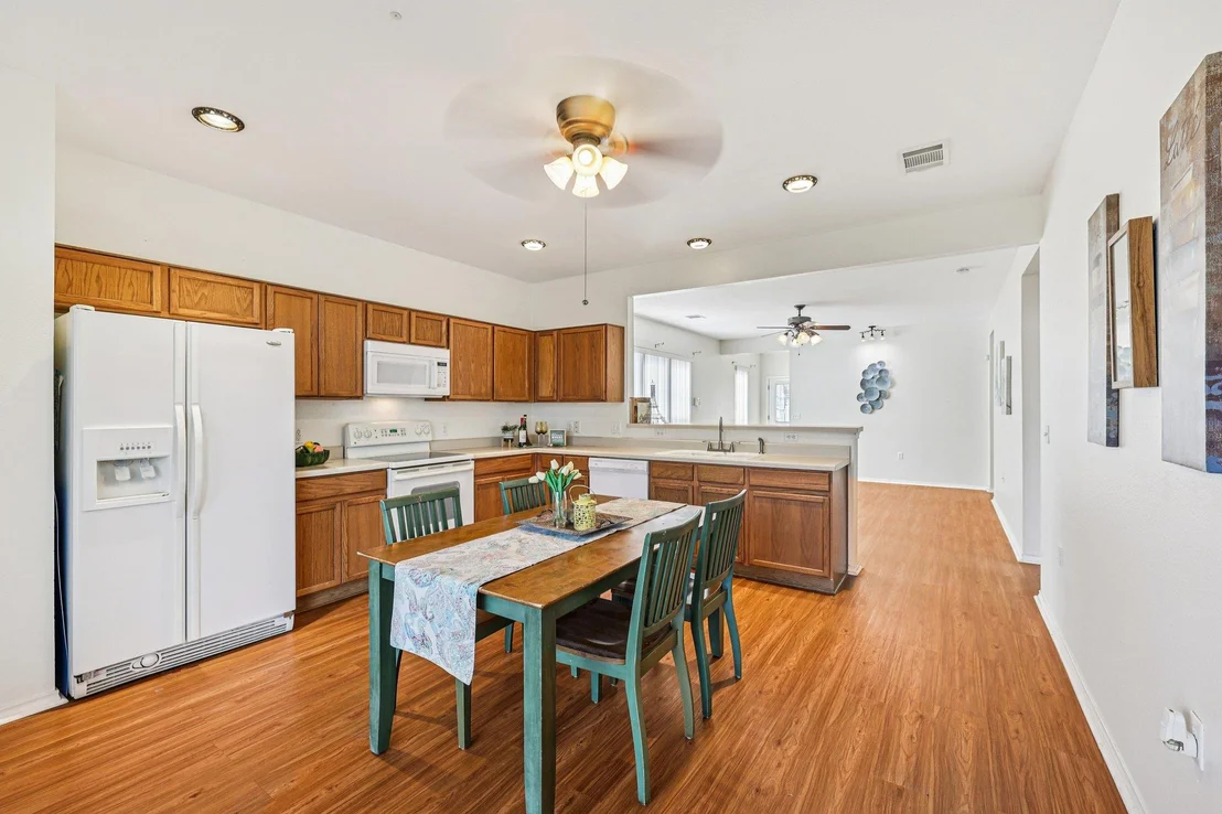 Photo of 323 Crockett LOOP