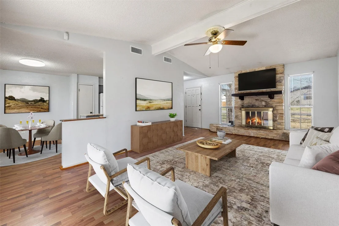 Photo of 2303 Carolyn DR