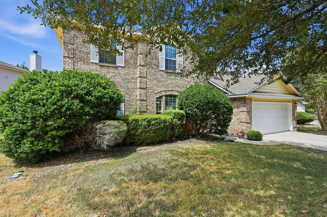 Photo of 1635 Abbey LN