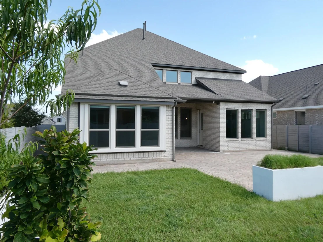 Photo of 1017 HIGHCREST