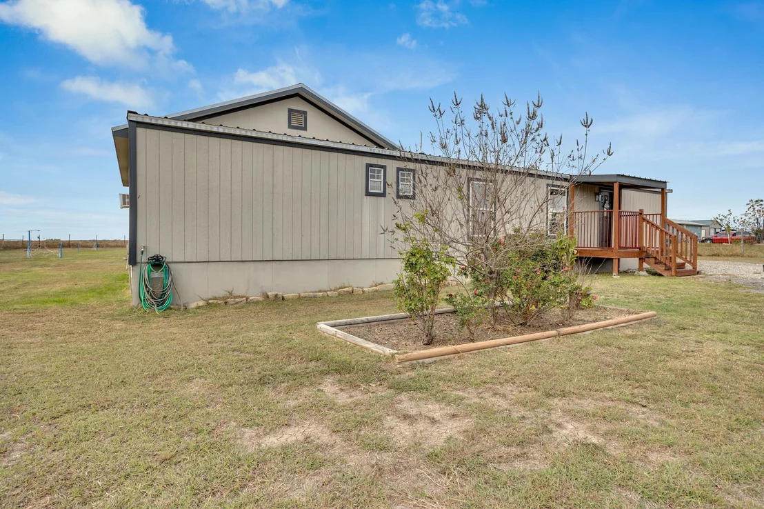 Photo of 106 Cloudberry LN