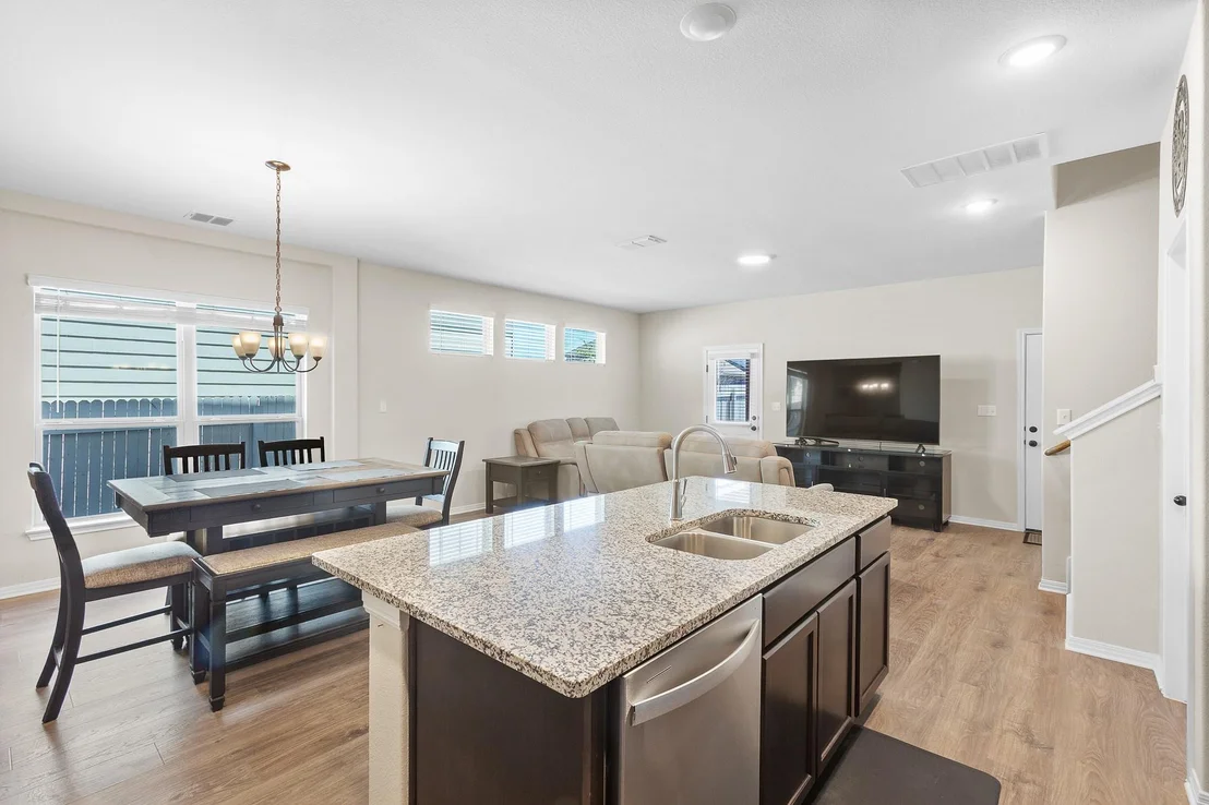 Photo of 229 Treadwell LN