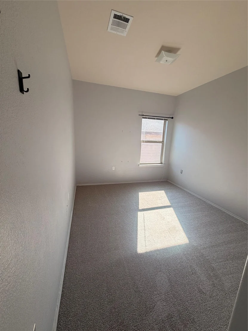 Photo of 10204 Pinnacle Crest LOOP
