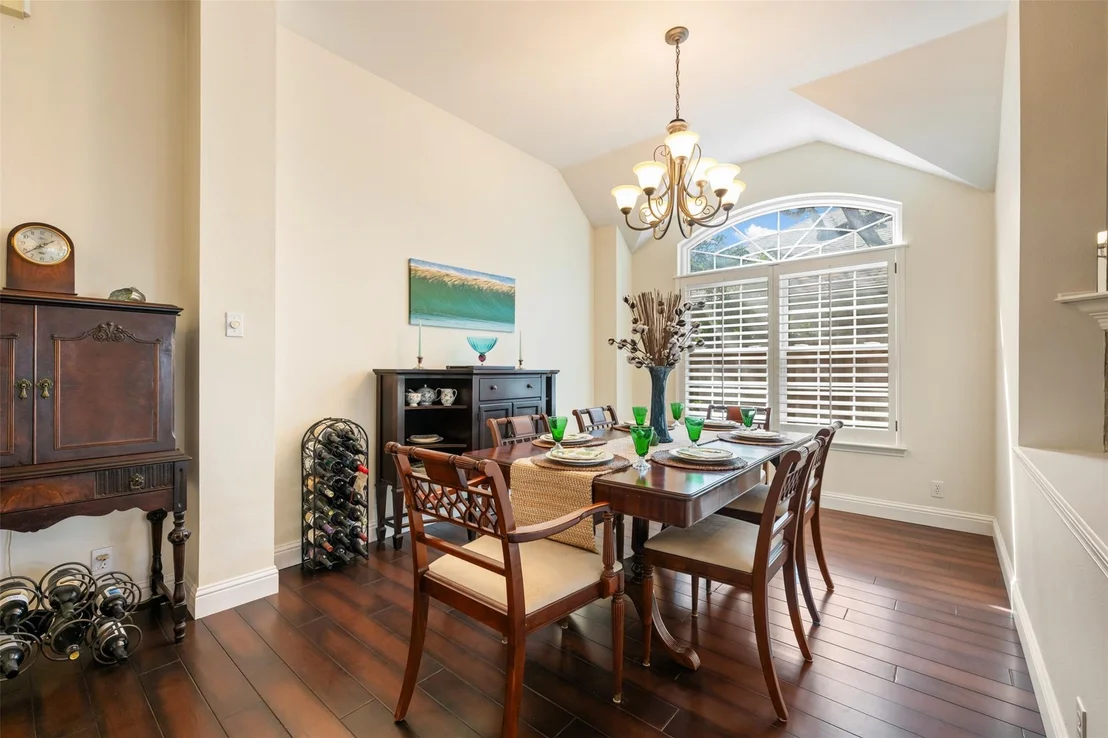 Photo of 1205 Sugarberry DR