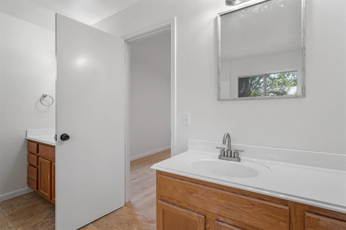 Photo of 101 Evergreen CIR