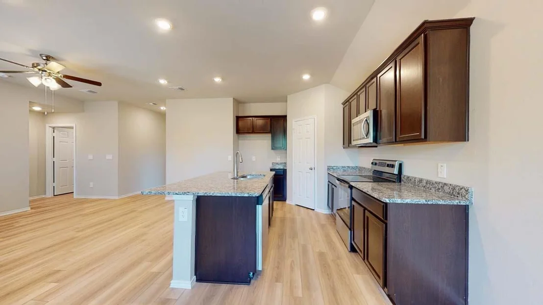 Photo of 501 Hector LOOP