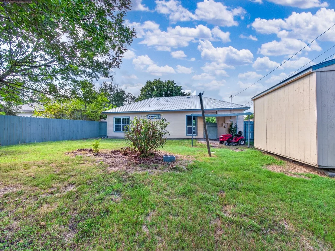 Photo of 403 Davidson DR