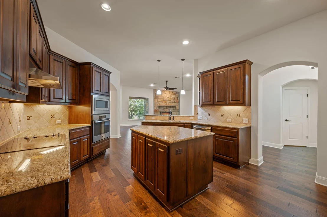 Photo of 102 Cedar Glen CV