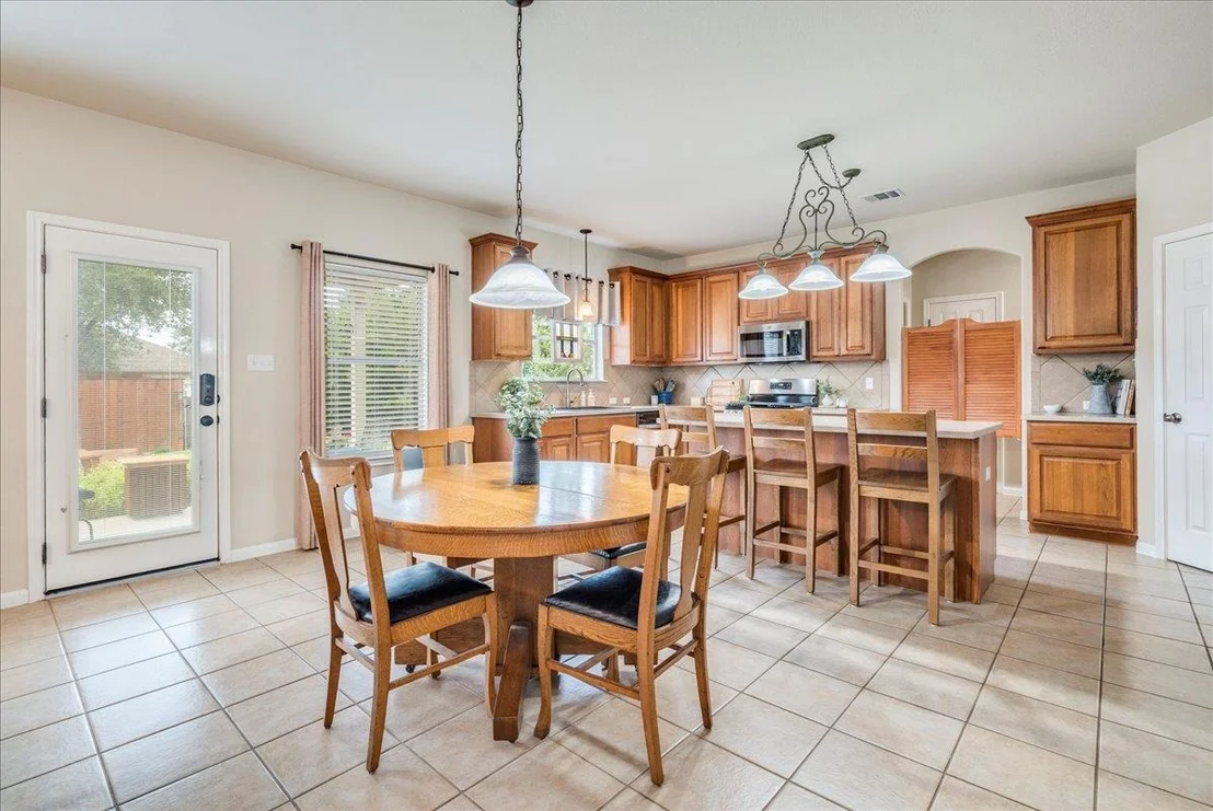 Photo of 18717 Shoreless DR