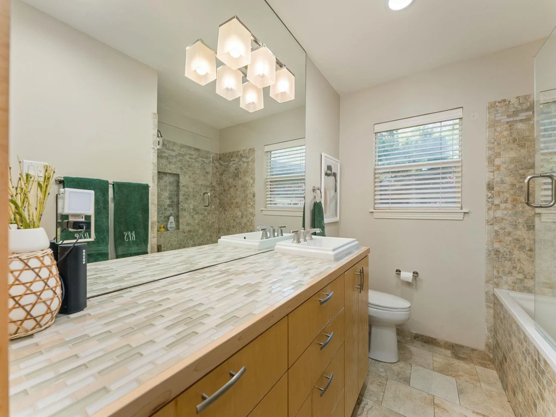 Photo of 5905 Marilyn DR