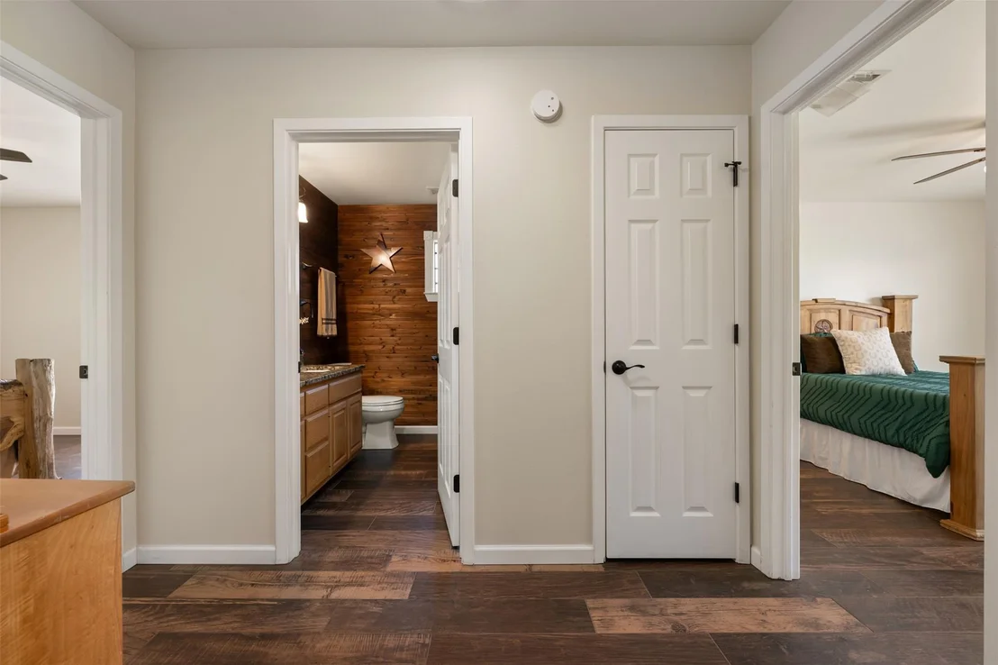 Photo of 111 Lookout CIR