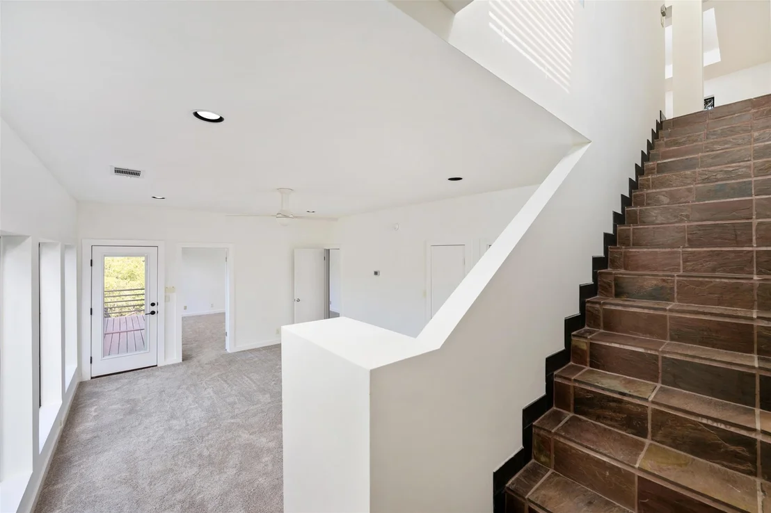 Photo of 8404 Lone Mesa