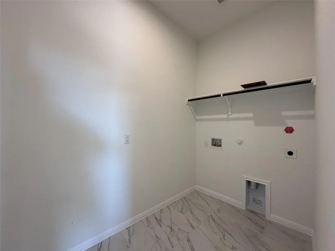 Photo of 5830 Marsh LN