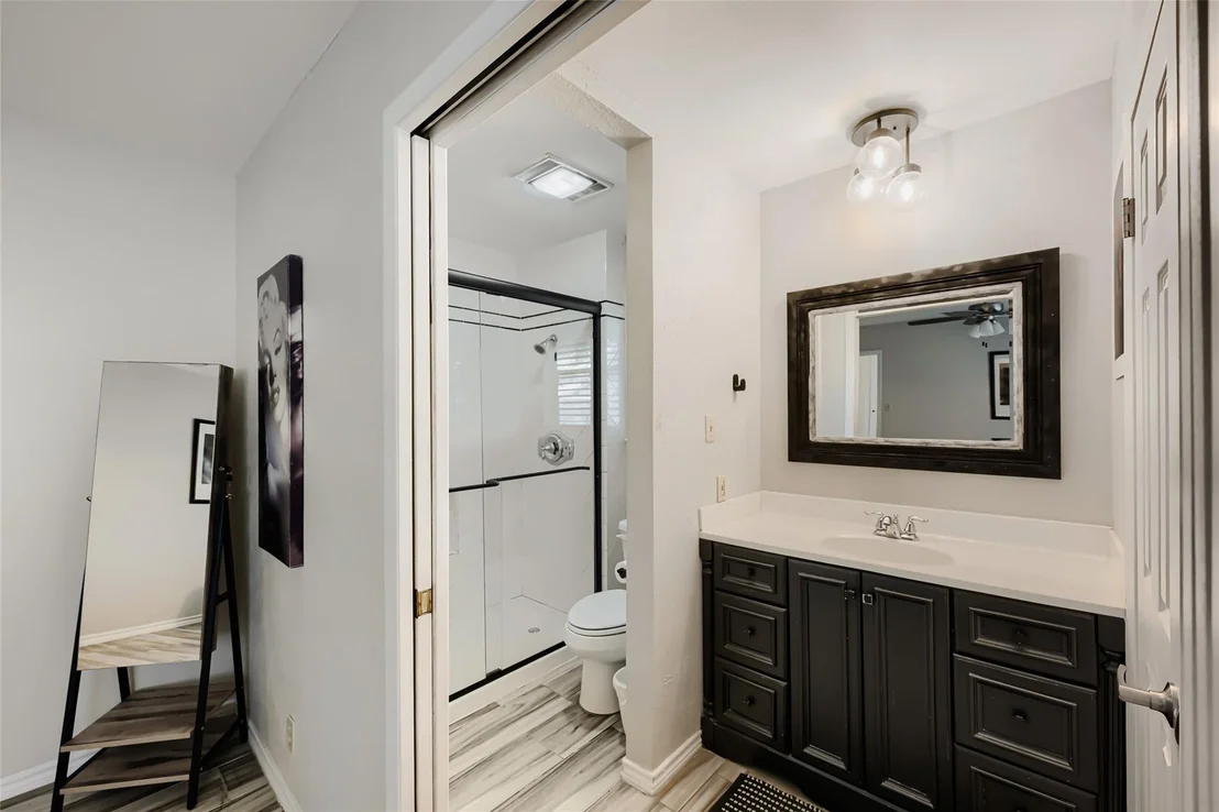 Photo of 1300 Neans DR