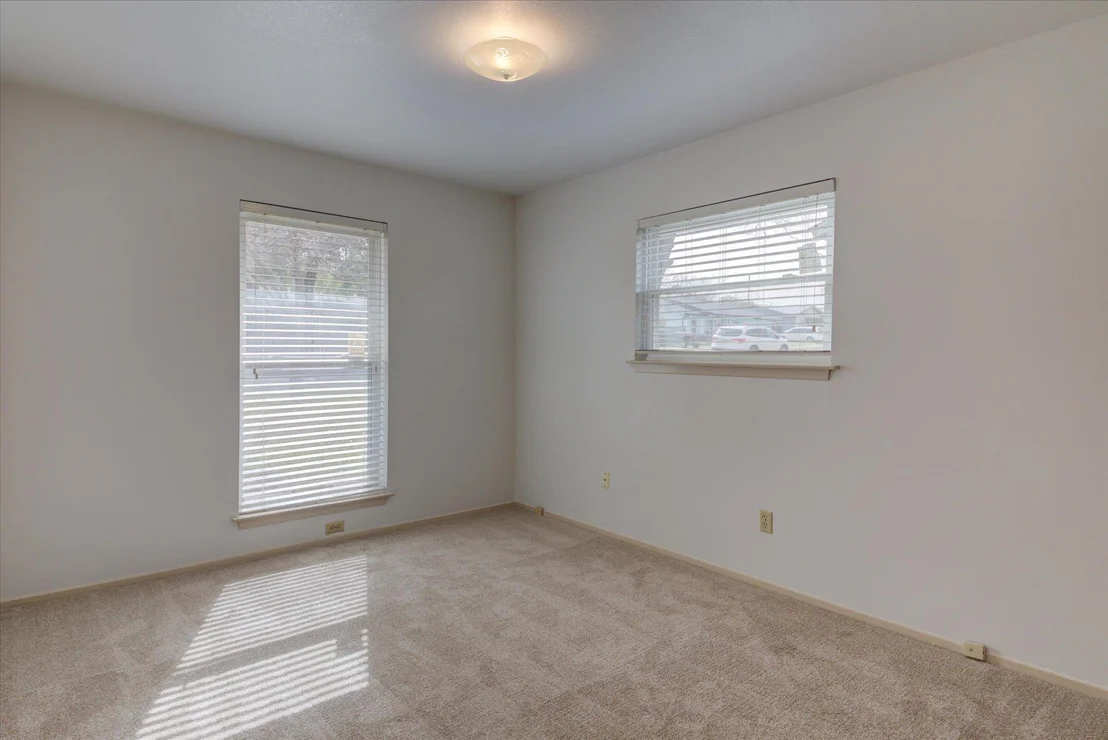 Photo of 1100 Colony North DR