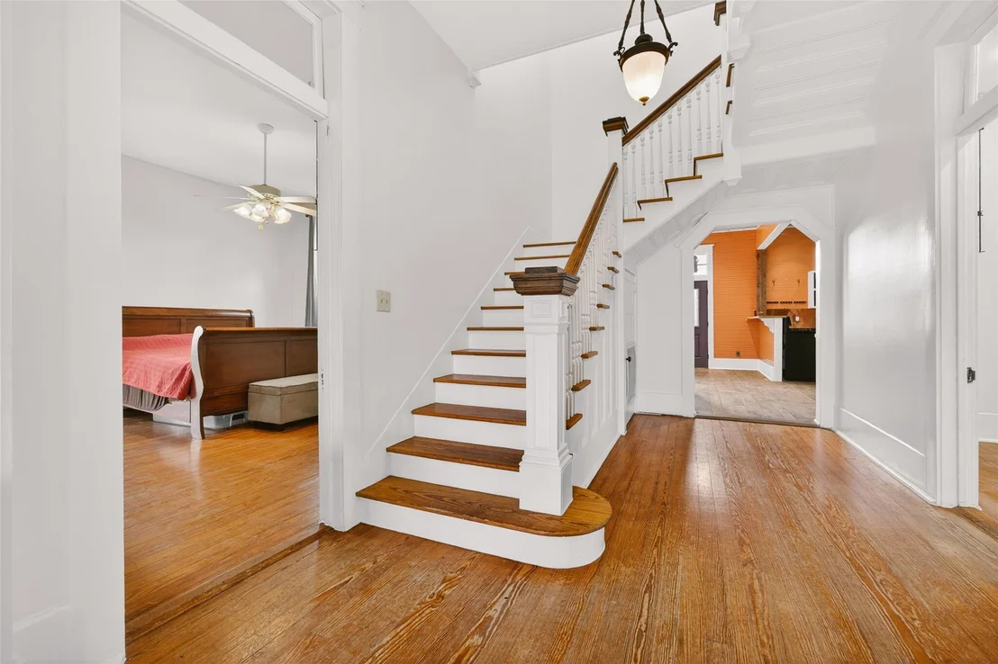 Photo of 600 Eastview DR
