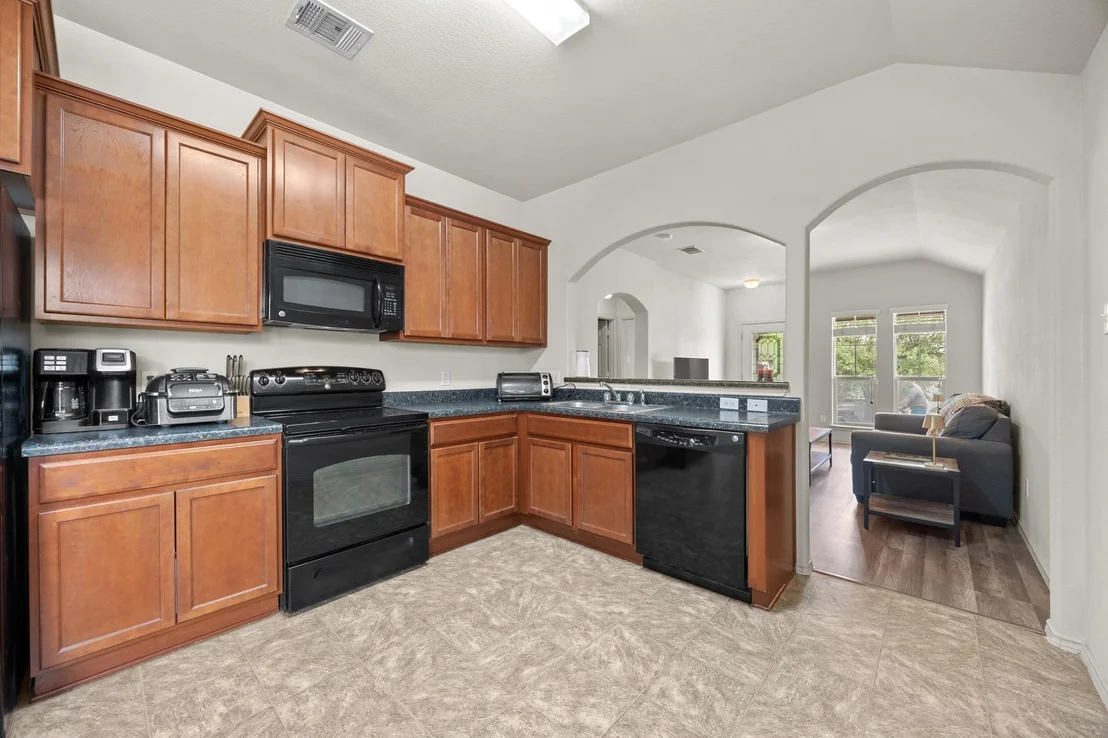 Photo of 621 Amber LN