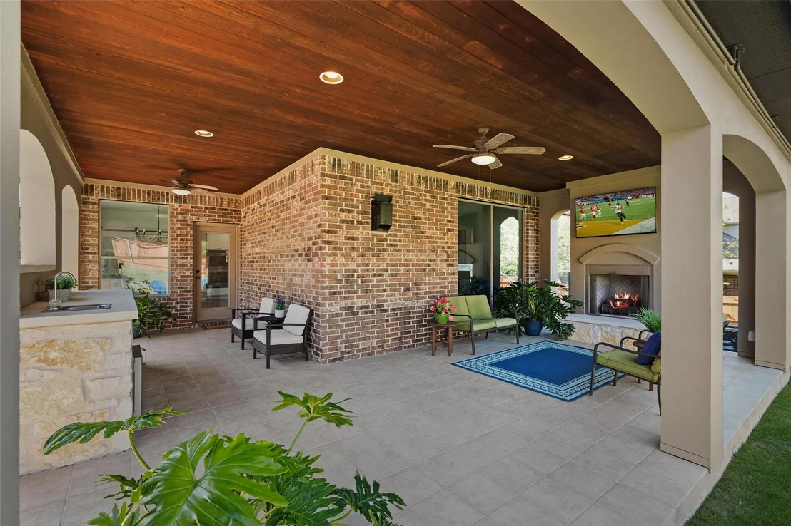 Photo of 520 Aspen DR