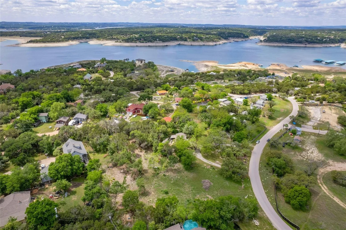 Photo of 5008 Serrano TRL