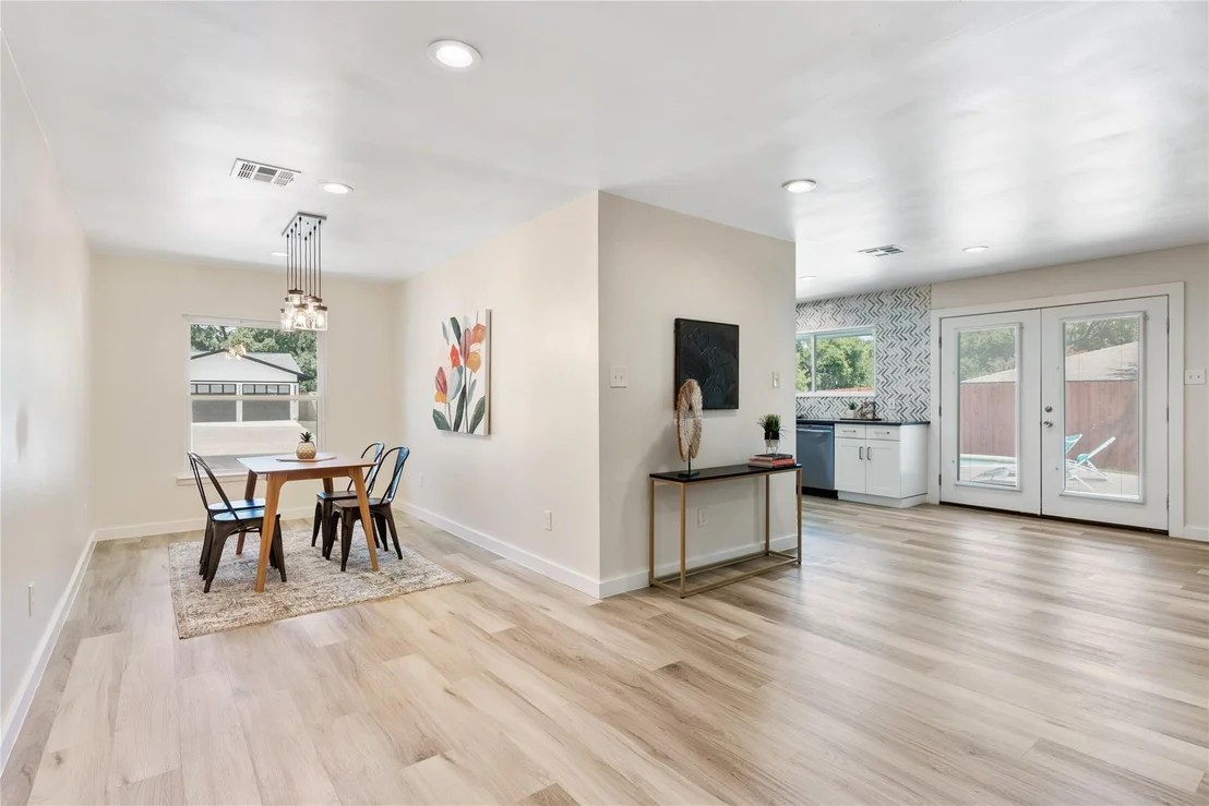 Photo of 7204 Twisted Oaks DR