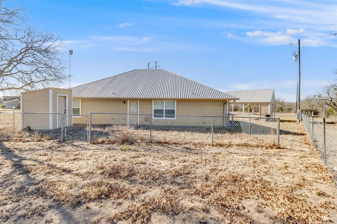 Photo of 126 Granite BLVD