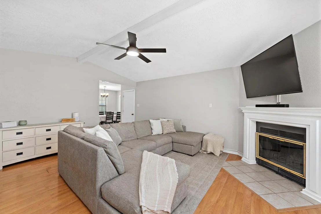 Photo of 2621 Phyllis DR