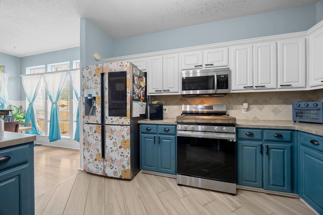 Photo of 1306 River Oak DR